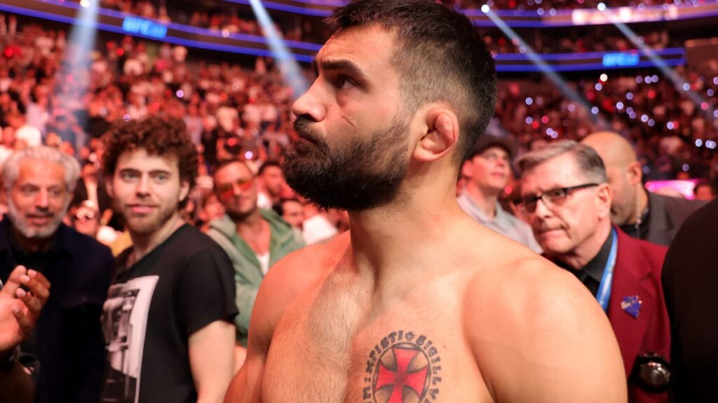 Benoit Saint Denis pahoittelee UFC 329 -tappiota Paddy Pimblettille - MMA-uutinen