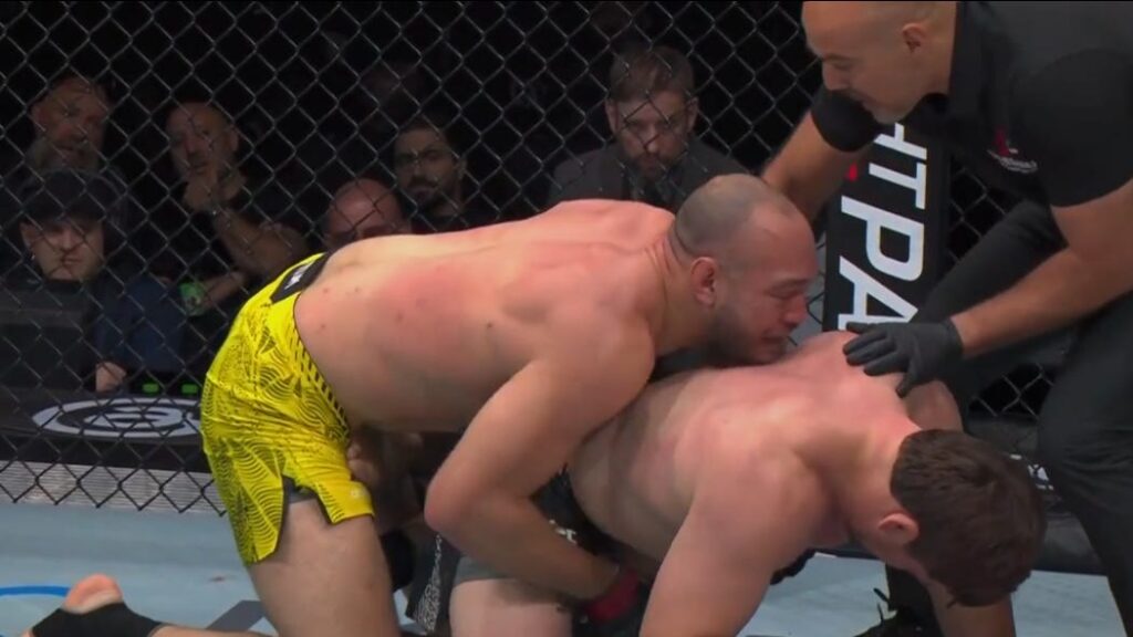 Valter Walker teki UFC-historiaa Abu Dhabissa - MMA-uutinen