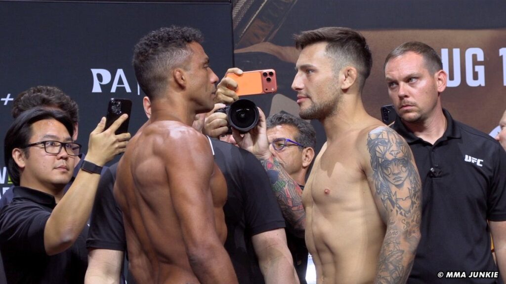 Edson Barboza kohtaa Esteban Ribovicsin UFC 330 -ottelussa - MMA-uutinen