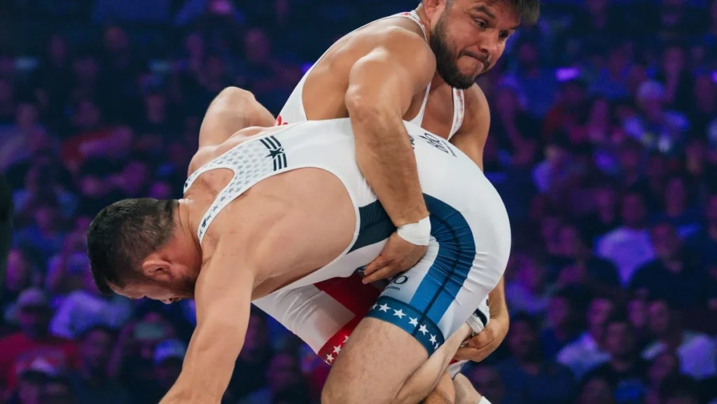 Henry Cejudo otti nopean voiton Merab Dvalishvilistä - MMA-uutinen