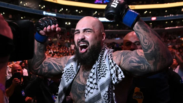 Sean Sharaf yllätti UFC 331 -tapahtumassa ja nappasi "Chaos"-bonuksen - MMA-uutinen